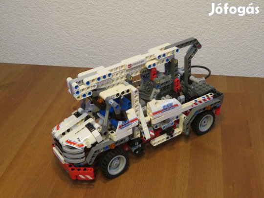 Lego Technic 8071 Bucket truck emelős teherautó
