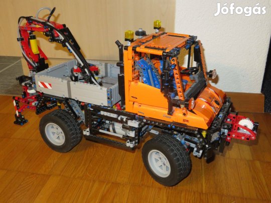 Lego Technic 8110 Unimog U400 teherautó