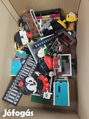 Lego csomag 3 db dobozzal eladó
