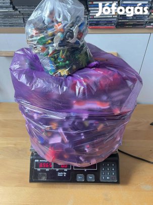 Lego óriási csomag Figurákkal 