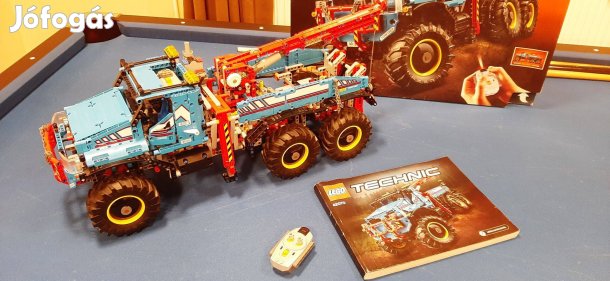 Lego technic 42070 6x6 All Terrain Tow Truck
