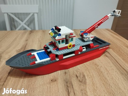 Lego tűzoltó hajó