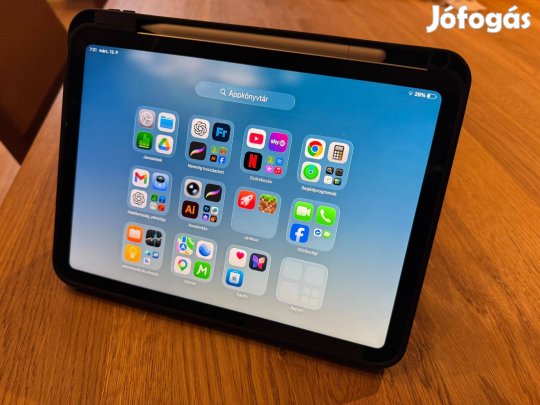 Legújabb ipad Apple Pencil-el és tokkal eladó. 7 hónap apple garancia!