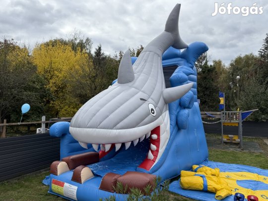 Légvár ugrálóvár