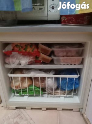 Lehel 3*-os kis fagyasztó 60 l-es 15 e Ft