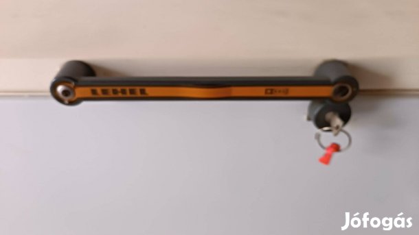 Lehel zárható fagyasztó láda - hibás a motor jár, de nem fagyaszt