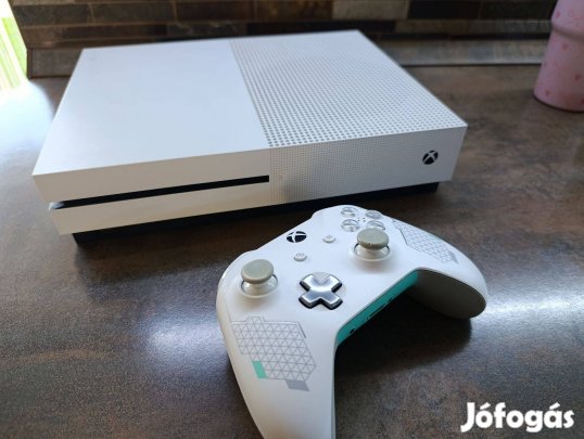 Lemezes Xbox One S 1Tb
