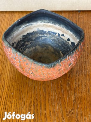 Lénárt Mihály zsugormázas kerámia