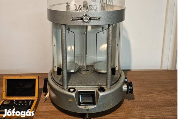 Lengyel analitikai/patika mérleg