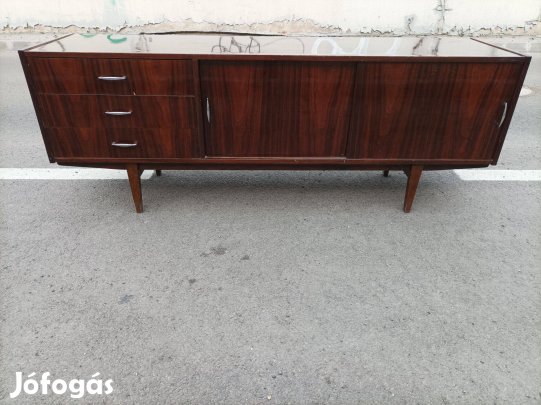 Lengyel diófurnér sideboard komód