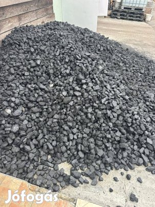 Lengyel fekete és barna szén rendelhető!