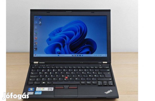Lenovo Thinkpad X230 / i5-3320M / 8GB RAM / 256GB SSD