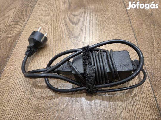 Lenovo laptop töltő 135W