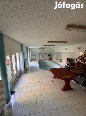 Lenti eladó tégla családi ház