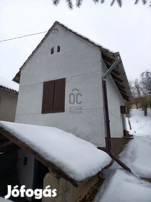 Lenti eladó tégla családi ház