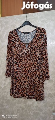 Leopárdmintás háromnegyedes ujjú nagy méretű felső 46-os