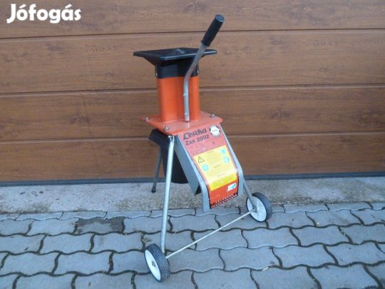 Lescha Zak Ágdaráló Ágaprító Komposztaprító Szecskázó