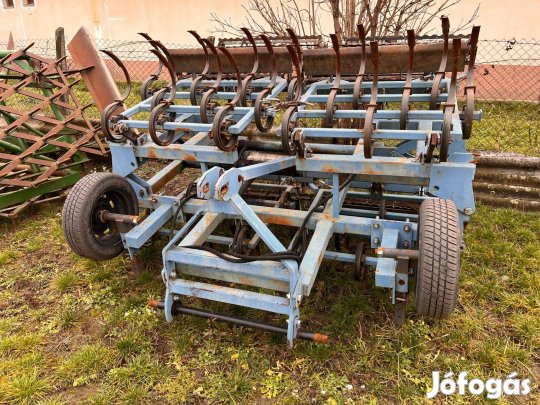 Leták 4.4m hidraulikus kombinátor