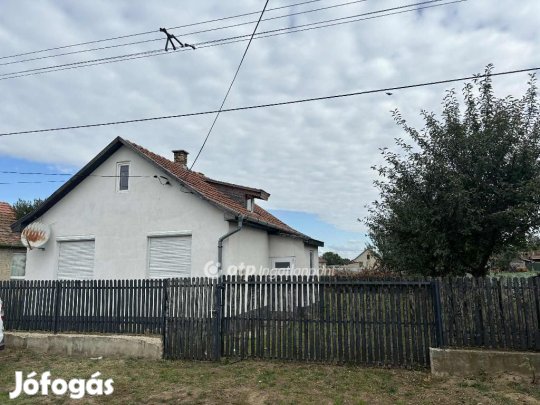 Létavértesi 77 nm-es ház eladó
