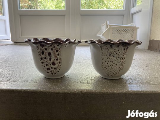 Letisztult virágkaspó pár