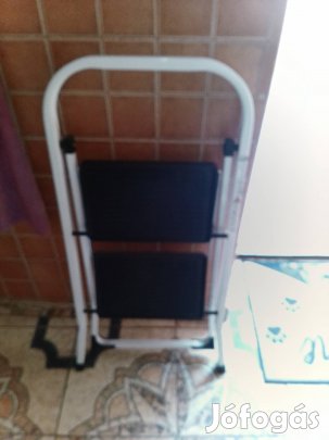 Létra, 2 fokos vadonatúj eladó.