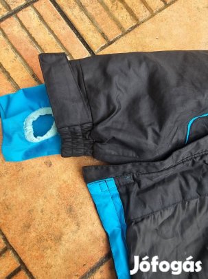 Levehető kapucnis síkabát sídzseki