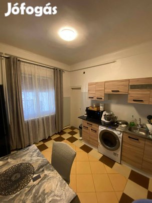 Leveleken családi ház eladó!