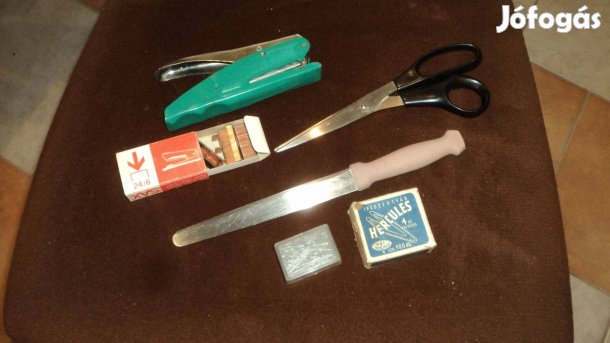 Levelezési kellékek