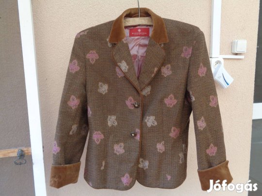 Levélmintás blézer