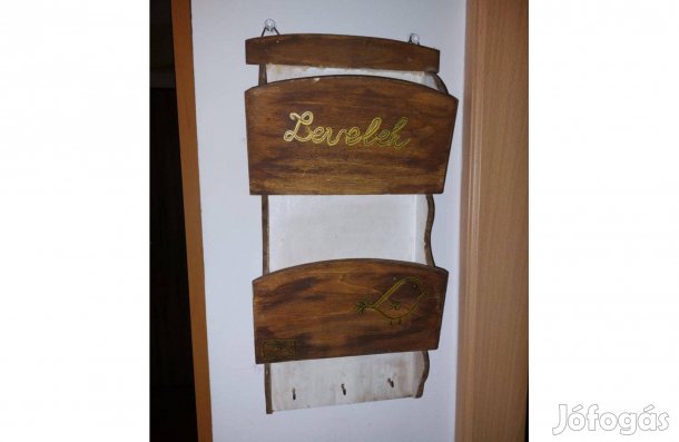 Levéltartó kulcstartóval