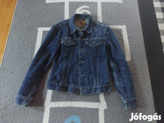 Levi's zsebes női sötétkék farmerkabát eladó!