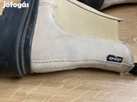 Levis .37 es női csizma