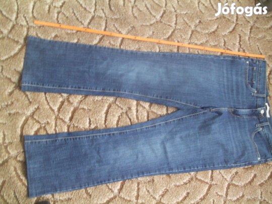 Levis farmernadrág (sztrecs, 32-es méret)