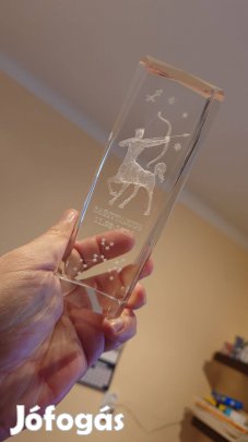 Lézer 3D gravírozott üveg - nyilas csillagjegy
