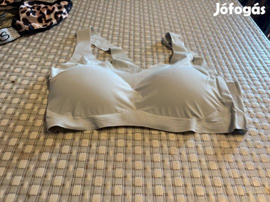 Lézervágott melltartó L