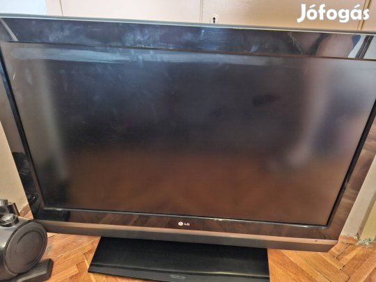 Lg tv 42LC2R hangszoróhibás, néha recseg. 