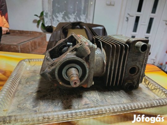 Liaz Skoda 2 hengeres teherautó kompresszor