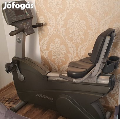 Life fitness háttámlás edzőtermi kerékpár