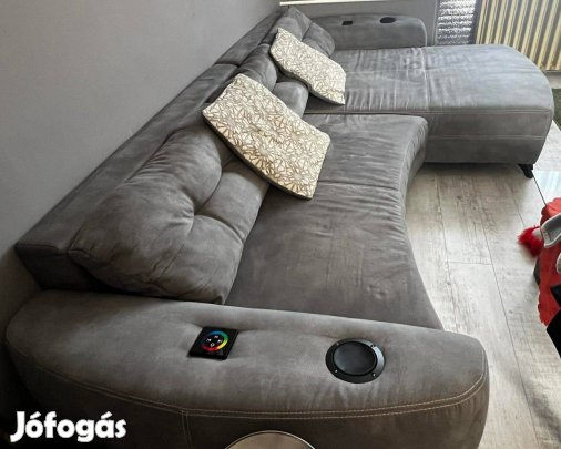 Lightning Sarokkanapé, LED és hangszóró beépítettséggel