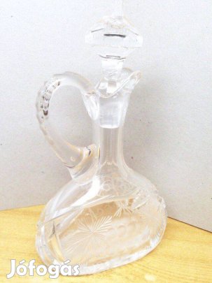Likőrös, konyakos ólomkristály lapított testű szőlős metszésű kiöntő