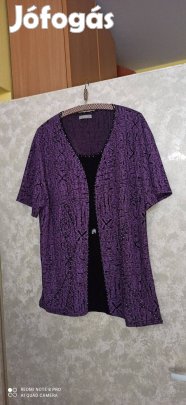 Lila fekete mintás rövid ujjú felső 44-es