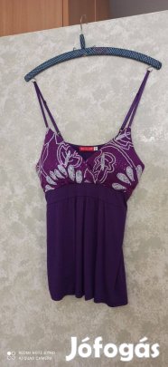 Lila mell részén flitterekkel díszített divatos top M-L