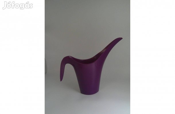 Lila műanyag locsolókanna ( 1.7 Literes )