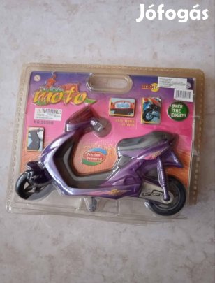Lila színű motor, robogó jármű játék új