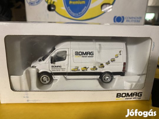 Limitált kiadású Siku Bomag Mercedes Sprinter kisautó 