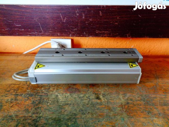 Lineáris aktuátor pozícionáló asztal léptetőmotoros csúszó asztal 6211