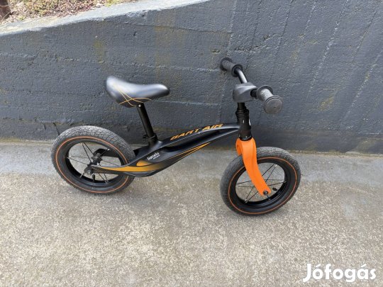 Lionelo futóbicikli