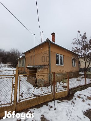 Lispeszentadorjáni eladó tégla családi ház
