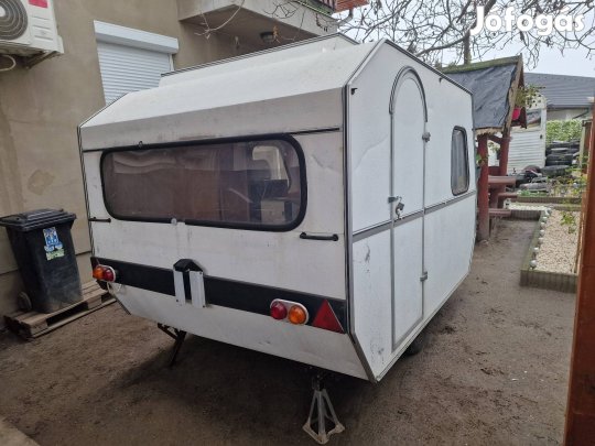 Lisz 270 lakokocsi magyar papiros,nagyon konnyű 370/400 kg