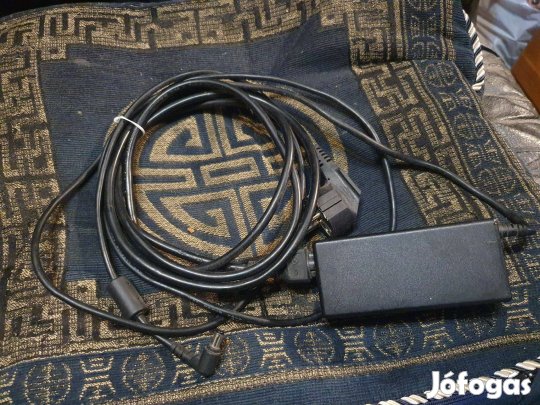 Liteon 19V 3,16A /60W/ 5,5x2,5 laptop adapter